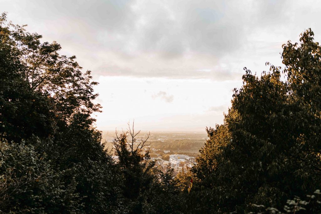 Sonnenuntergang Turmberg Karlsruhe-Durlach Blick auf die Stadt Karlsruhe